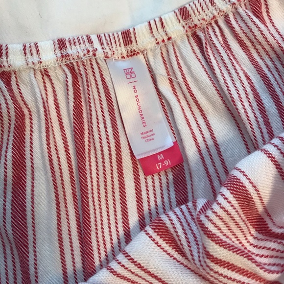 🌵NoBoundaries CandyStripe off-the-shoulder Blouse - Picture 3 of 3